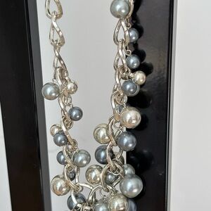 Stockholm bauble necklace/ gold, black/ champagne color cluster beads